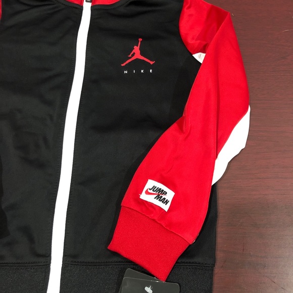 Jordan, Boys 2 Piece Sweat Suit Set, Various Sizes - Picture 16 of 16